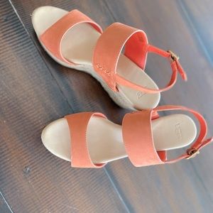 Ugg wedges- salmon